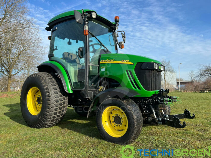 John Deere 4720 compact tractor mini tractor