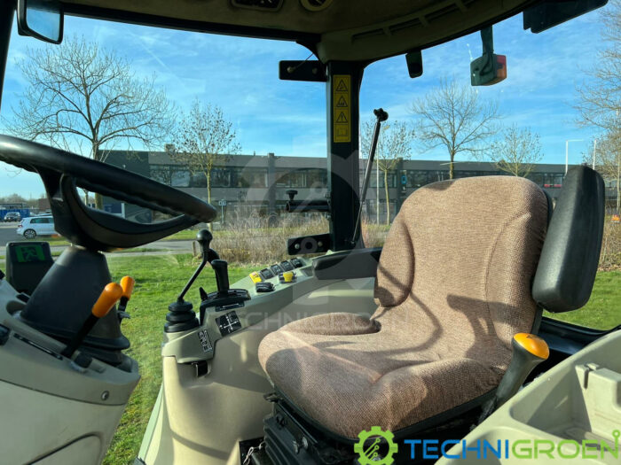John Deere 4720 compact tractor mini tractor