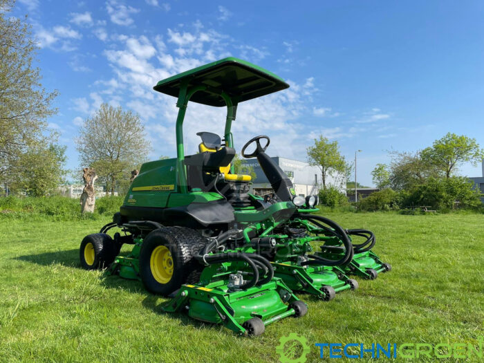 John Deere 9009 maaimachine