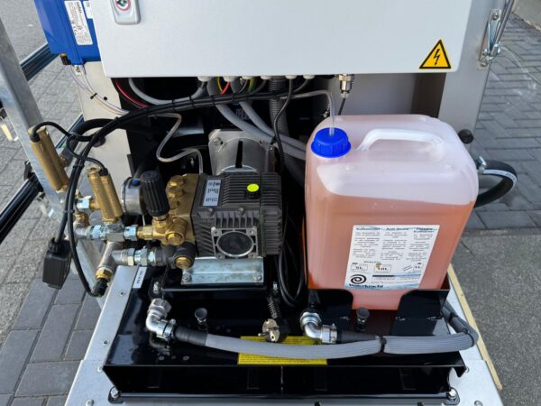 weedmaster em 16