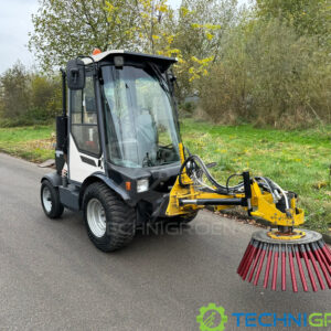 LM Trac 286 onkruidborstelmachine 2015 wit met airco