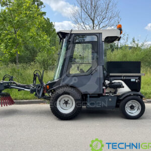 LM Trac 286 borstelmachine / werktuigdrager 2018 wit