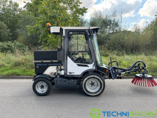 LM Trac met borstelarm 6