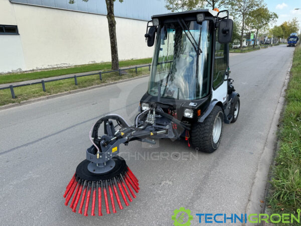 LM Trac met borstelarm 9