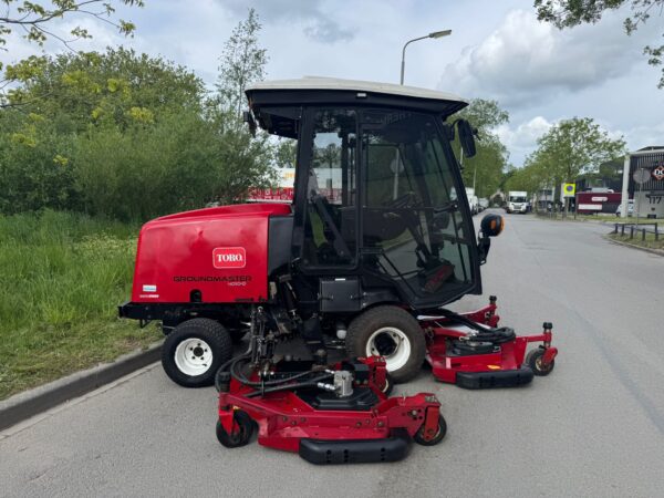 Toro Groundmaster 4010 D SmartPower 8