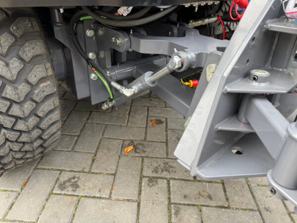 Lm trac 287 met borstelarm 3