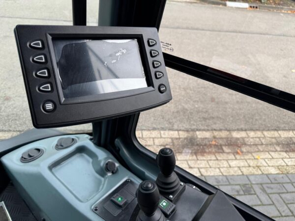 Lm trac 287 met borstelarm bediening 2