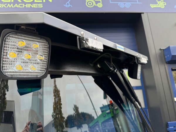 Lm trac 287 met borstelarm verlichting