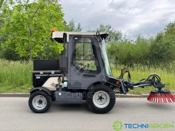 LM Trac 286 borstelmachine 1