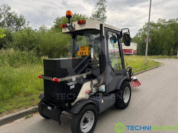 LM Trac 286 borstelmachine 10