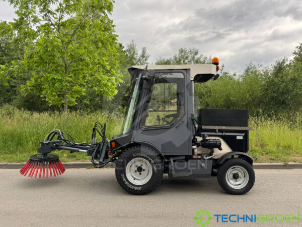 LM Trac 286 borstelmachine 15